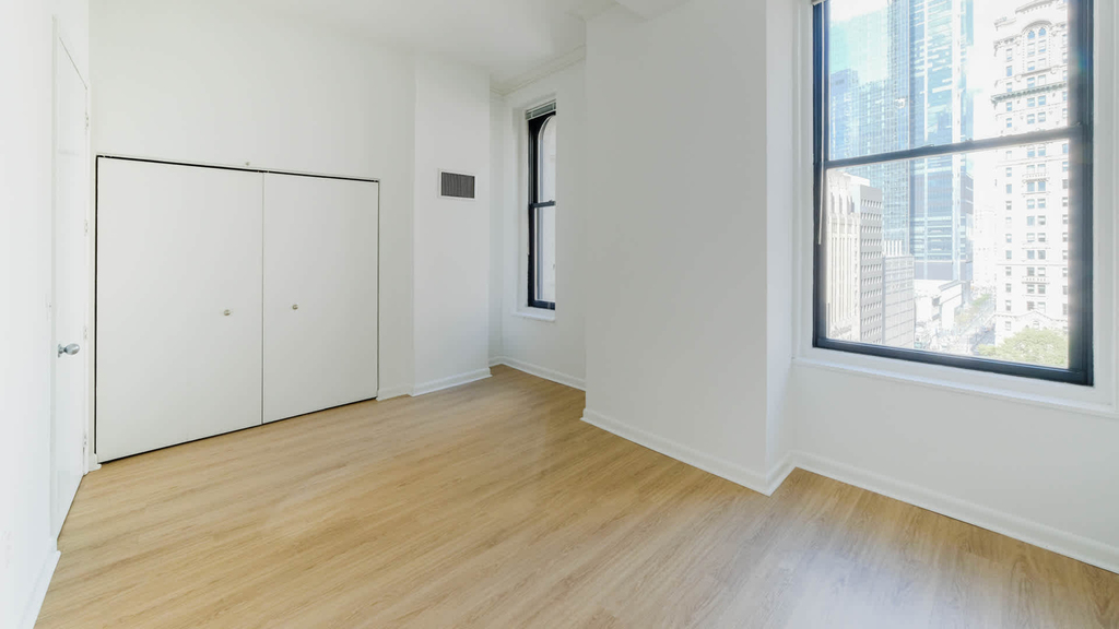 71 Broadway - Photo 53