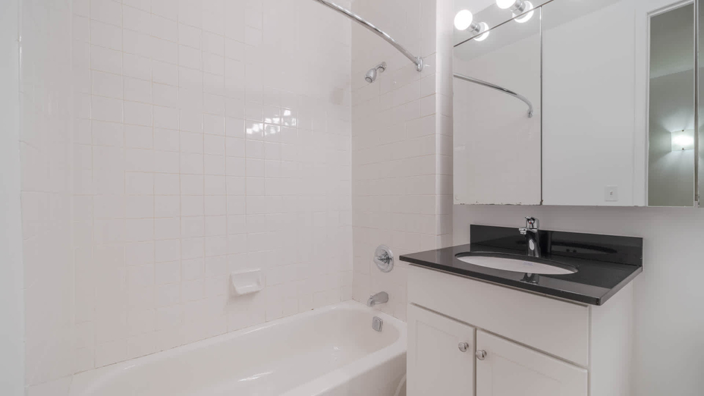71 Broadway - Photo 52