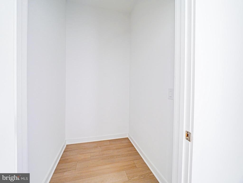 2403-2407 W Thompson Street - Photo 4