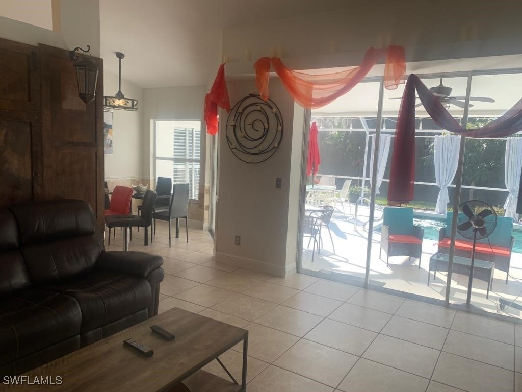 1499 Vintage Ln - Photo 1