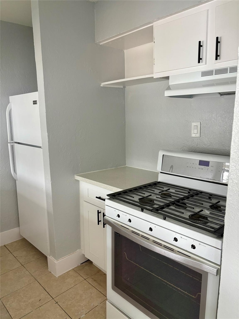1125 Ann Street - Photo 8
