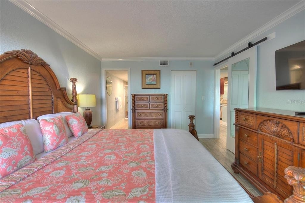 1230 Gulf Boulevard - Photo 9