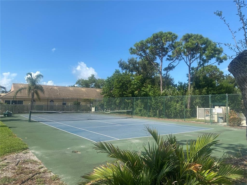 5712 34th Court W - Photo 23