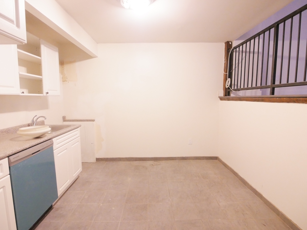 359 East 62nd Street - Photo 1