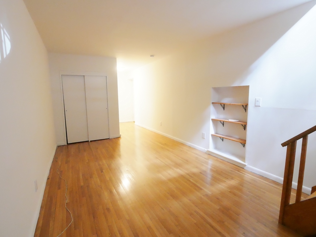 315 East 85th Street - Photo 10