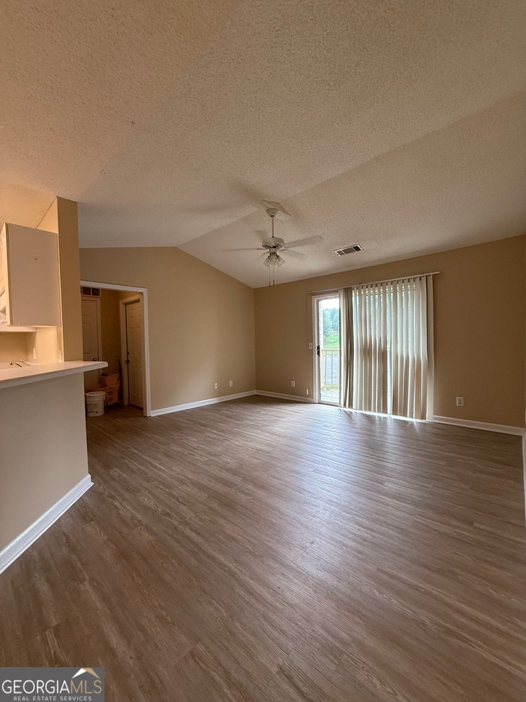 320 Ridgewood Avenue - Photo 1