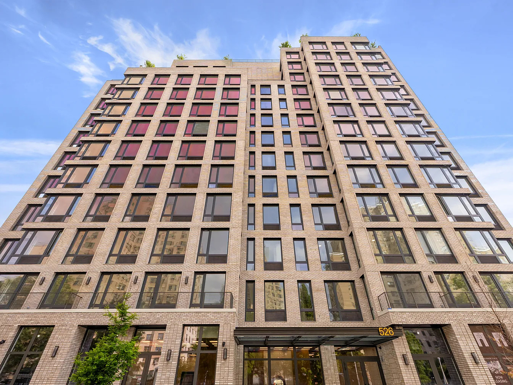 526 Baltic Street - Photo 15