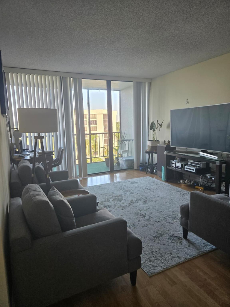 6797 Willow Wood Drive - Photo 10