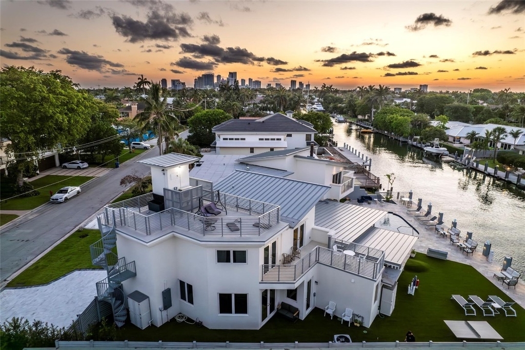 2523 Castilla Isle - Photo 9