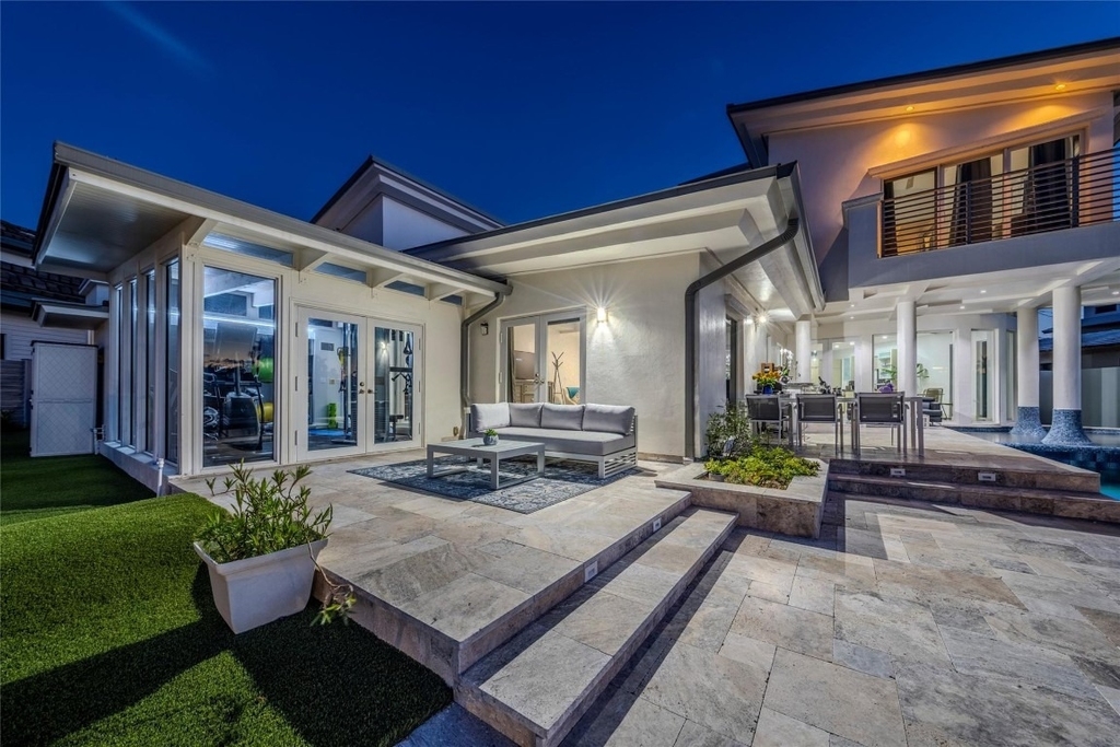 2523 Castilla Isle - Photo 10
