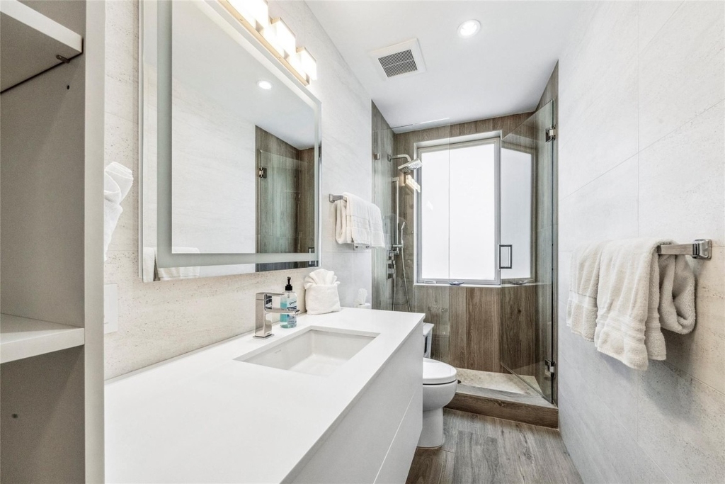 2523 Castilla Isle - Photo 37