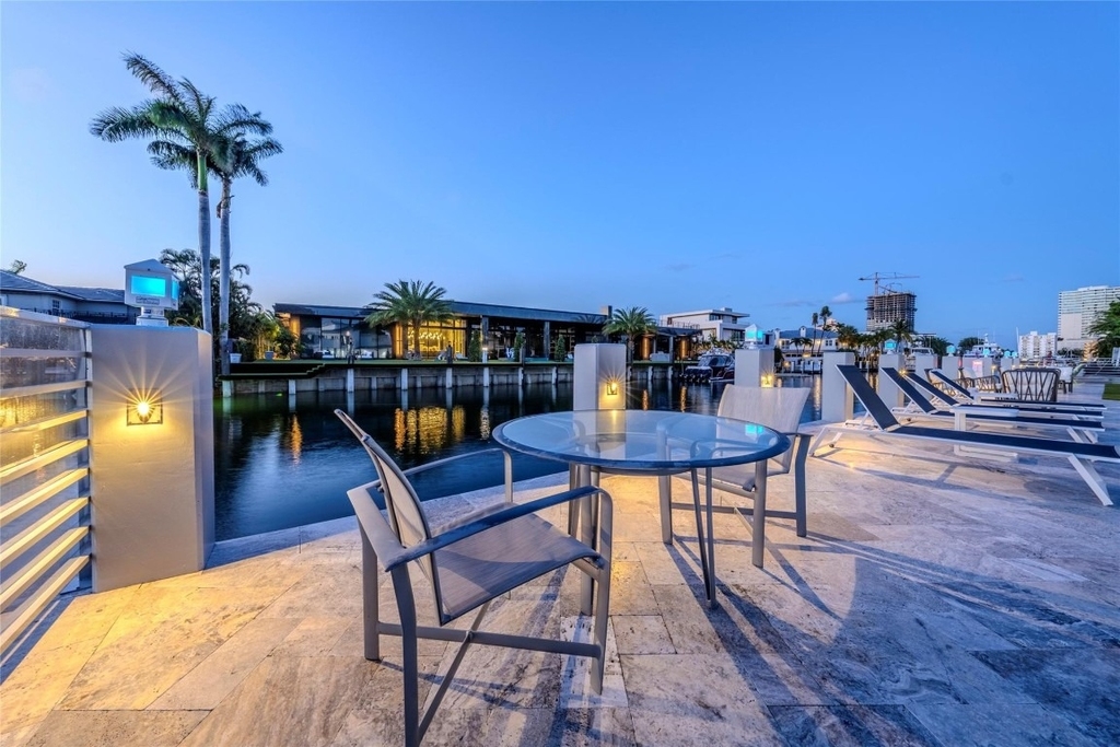 2523 Castilla Isle - Photo 5