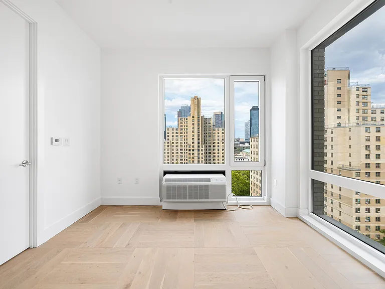 526 Baltic Street - Photo 8