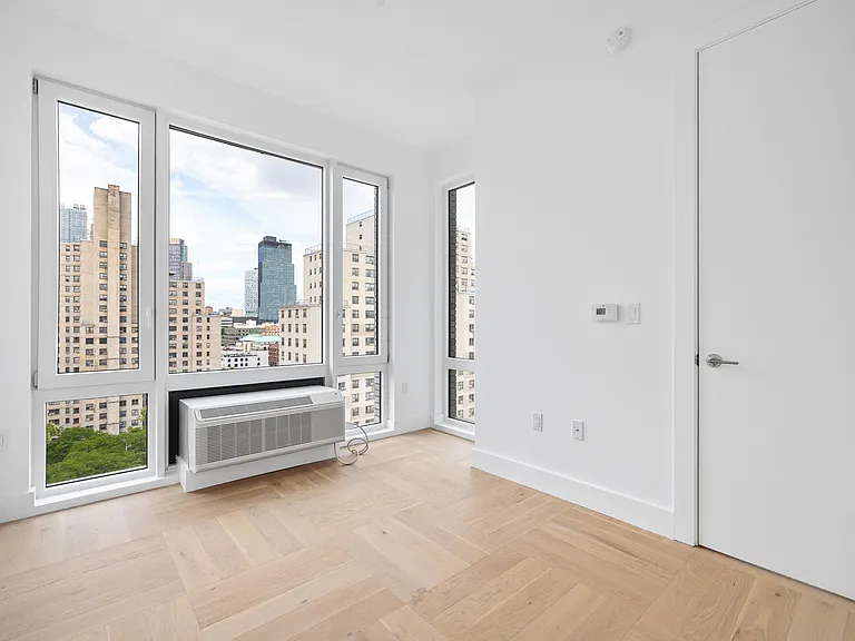 526 Baltic Street - Photo 4
