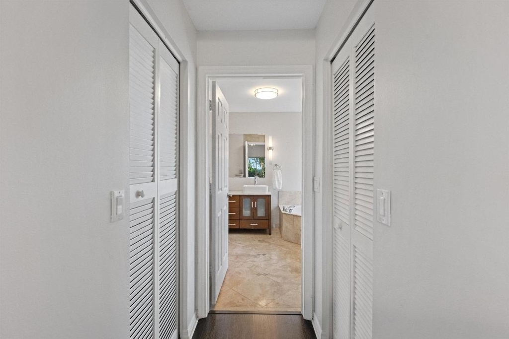 1871 Corsica Drive - Photo 22