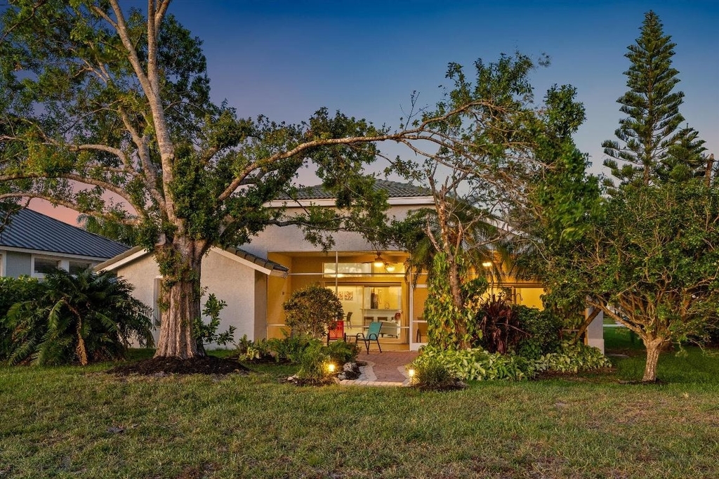 1871 Corsica Drive - Photo 39
