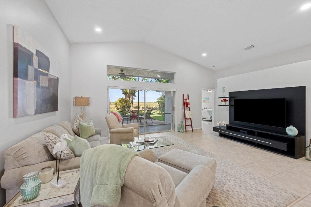 1871 Corsica Drive - Photo 13