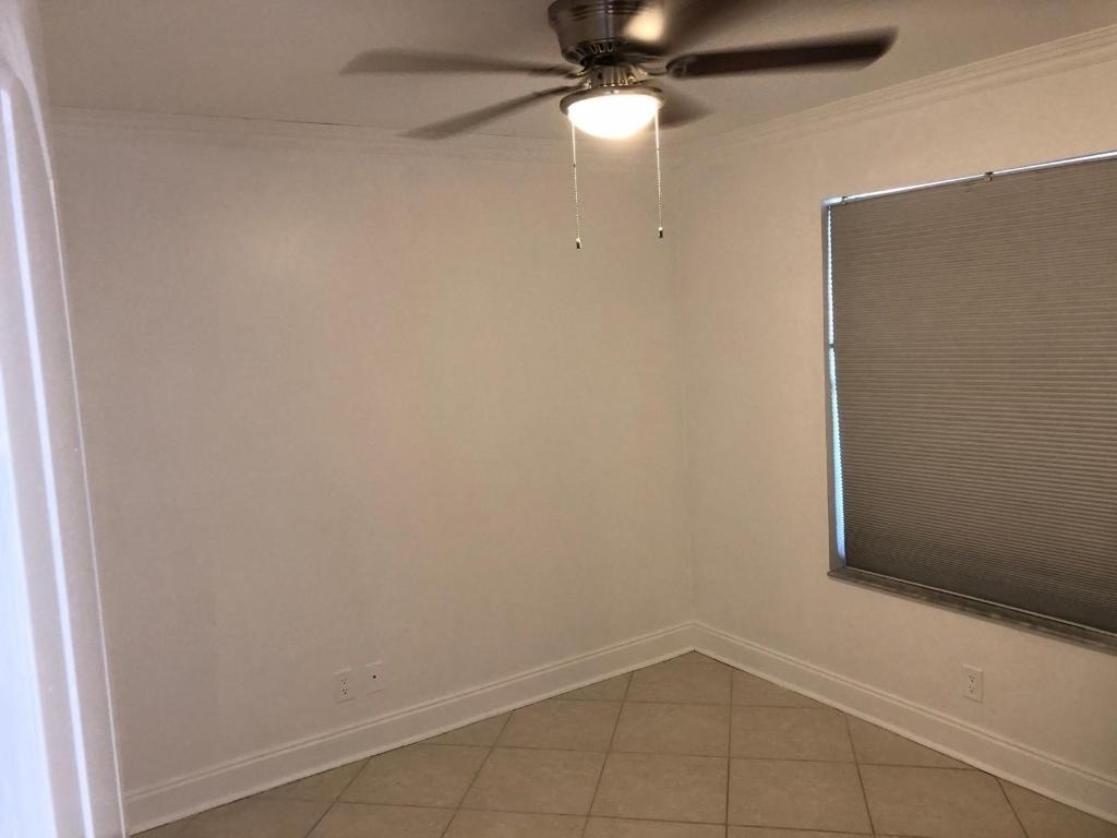 21911 Lake Forest Circle - Photo 9