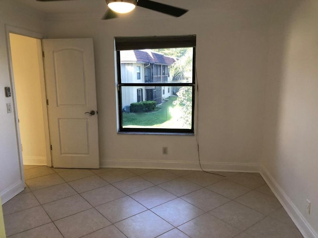 21911 Lake Forest Circle - Photo 15