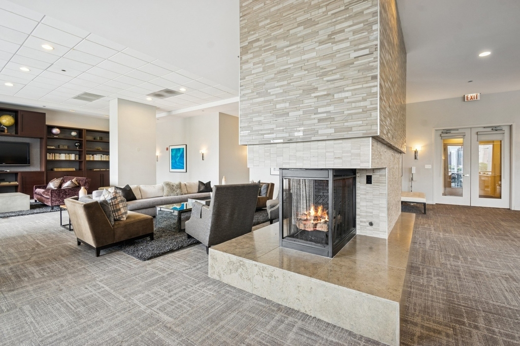 1201 S Prairie Avenue - Photo 16