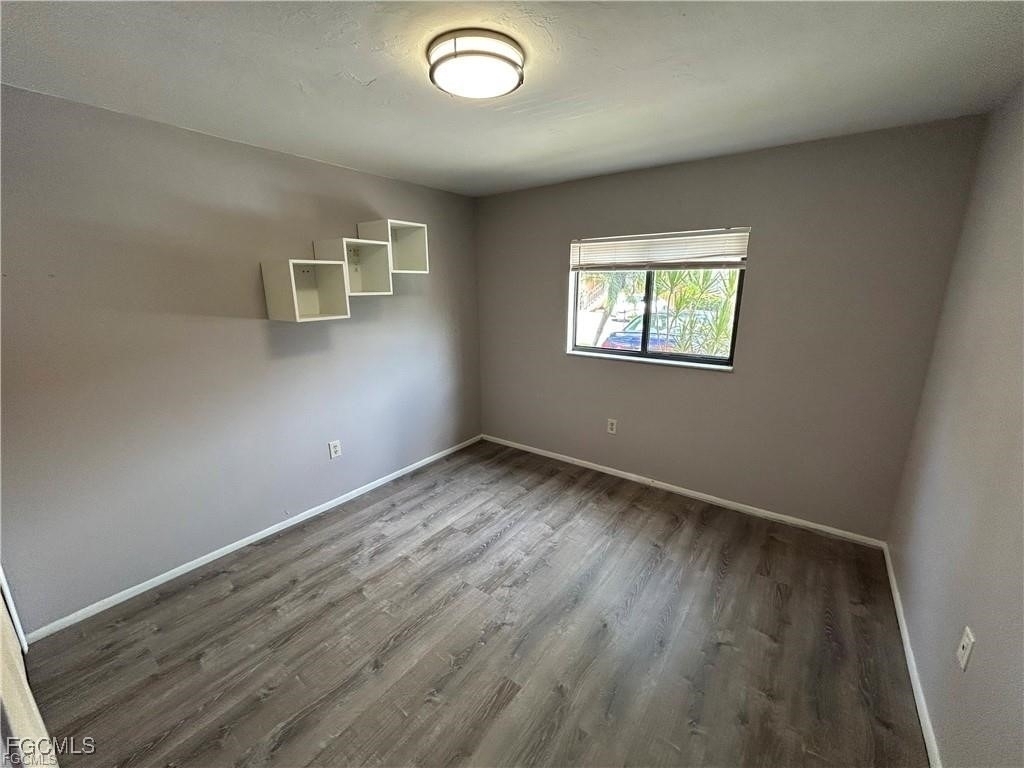 2690 Park Windsor Drive - Photo 3