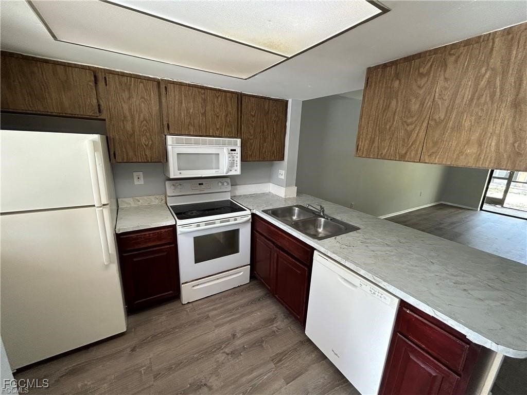 2690 Park Windsor Drive - Photo 1