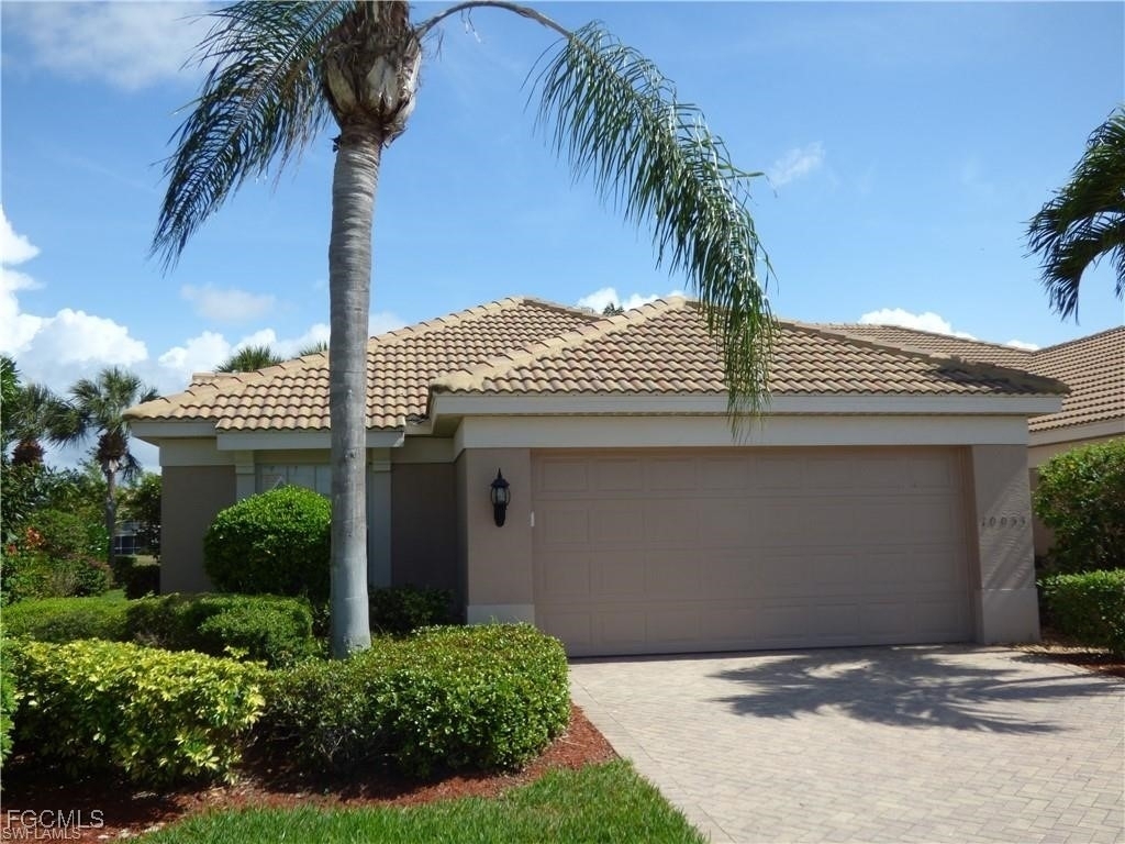 10053 Majestic Avenue - Photo 0