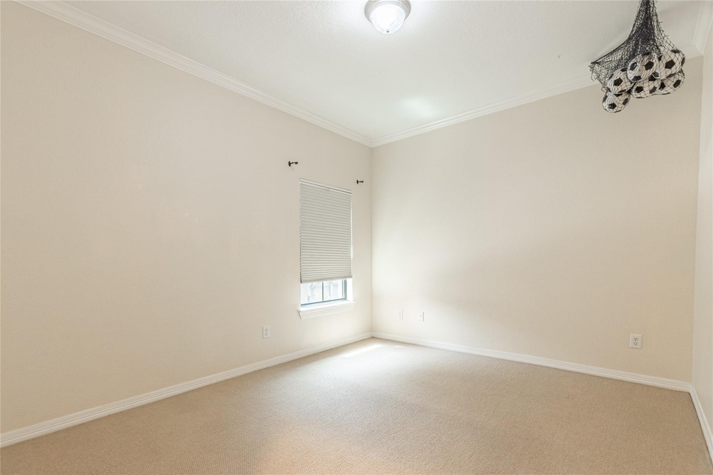 2923 Royal Oaks Crest - Photo 24