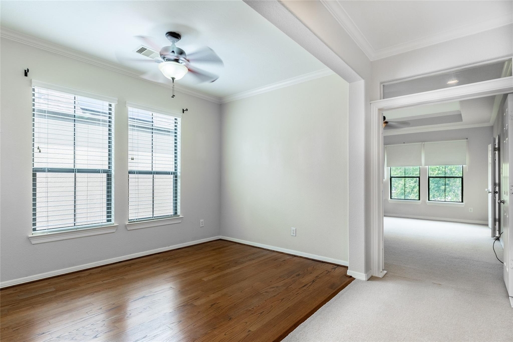 2923 Royal Oaks Crest - Photo 14