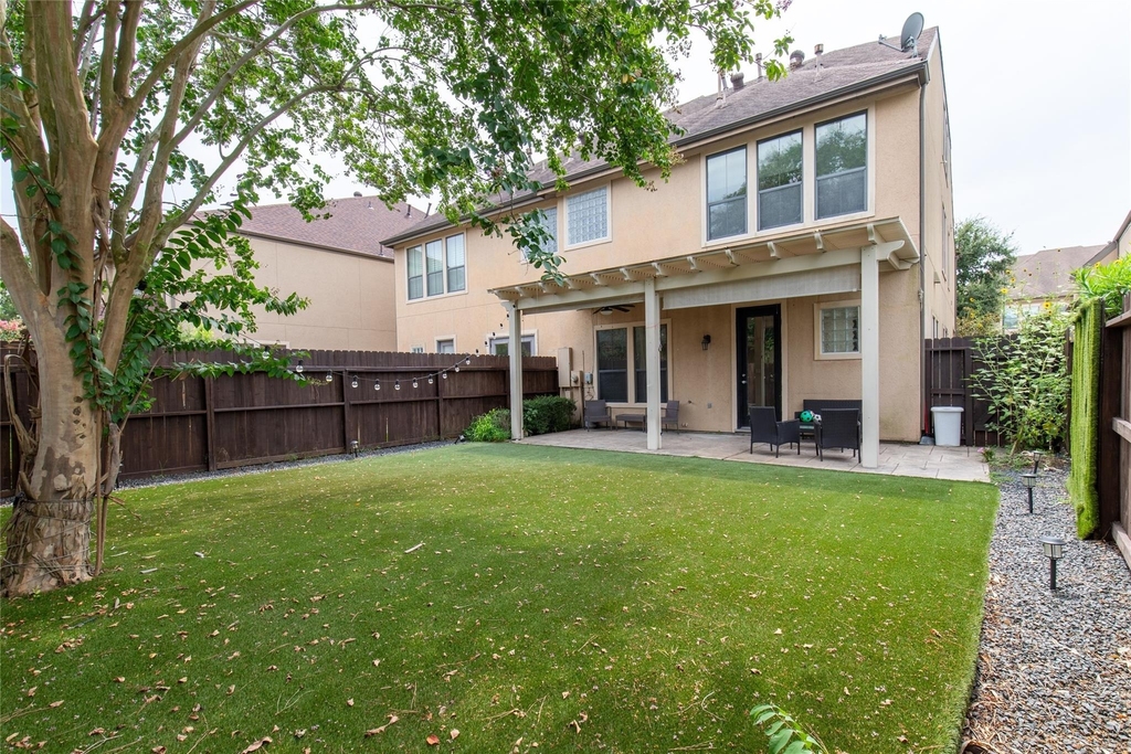 2923 Royal Oaks Crest - Photo 30
