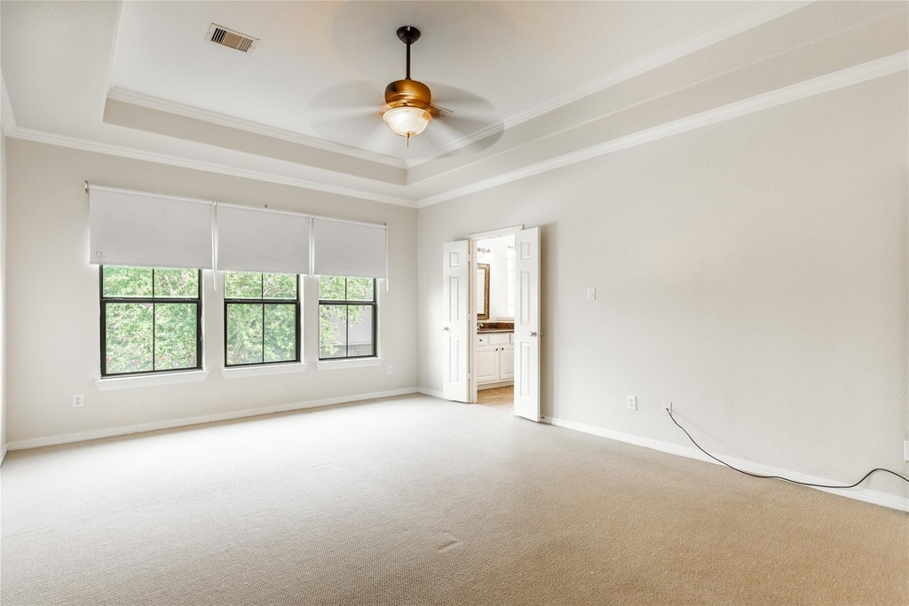 2923 Royal Oaks Crest - Photo 15