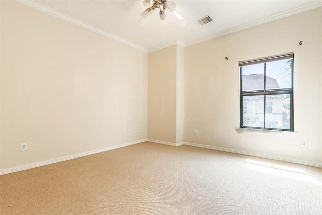 2923 Royal Oaks Crest - Photo 21