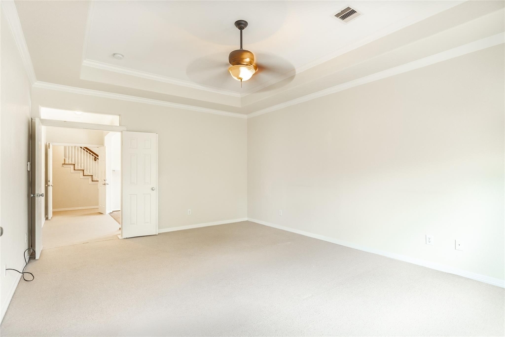 2923 Royal Oaks Crest - Photo 17
