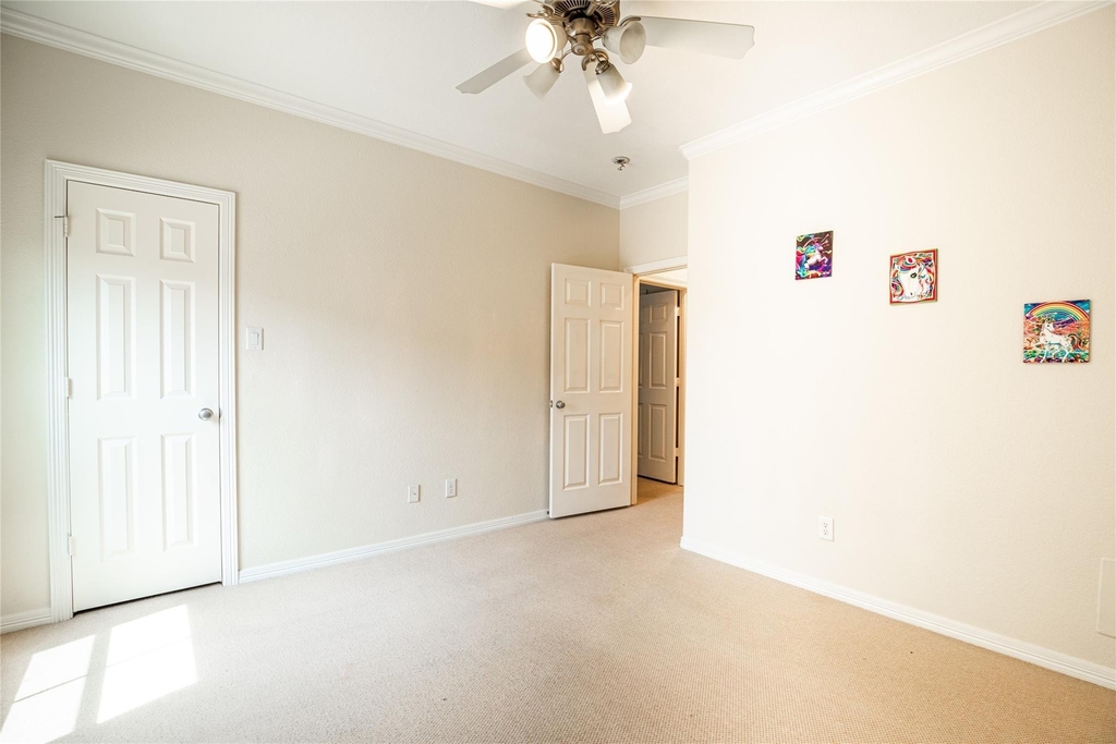 2923 Royal Oaks Crest - Photo 22