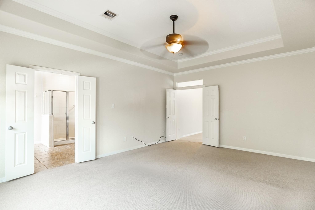 2923 Royal Oaks Crest - Photo 16