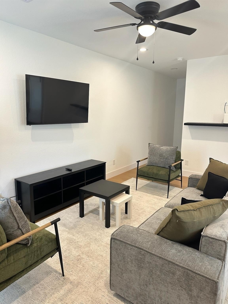 5774 Heron Drive - Photo 4