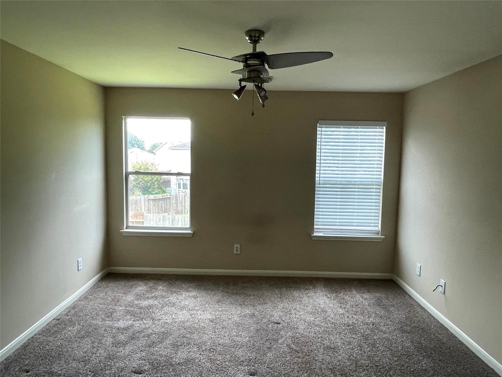 29618 Evergreen Hills Drive - Photo 11