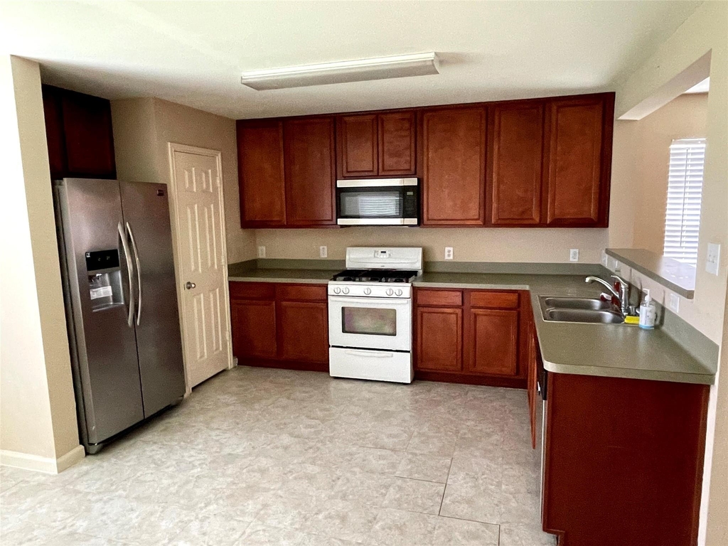 29618 Evergreen Hills Drive - Photo 7