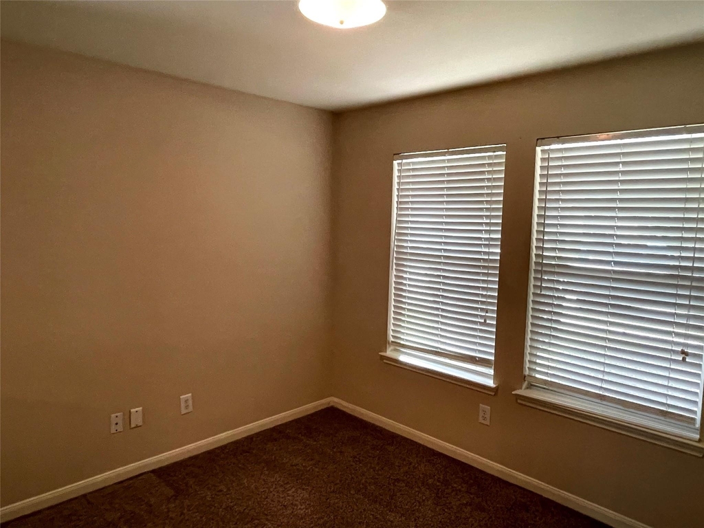 29618 Evergreen Hills Drive - Photo 2