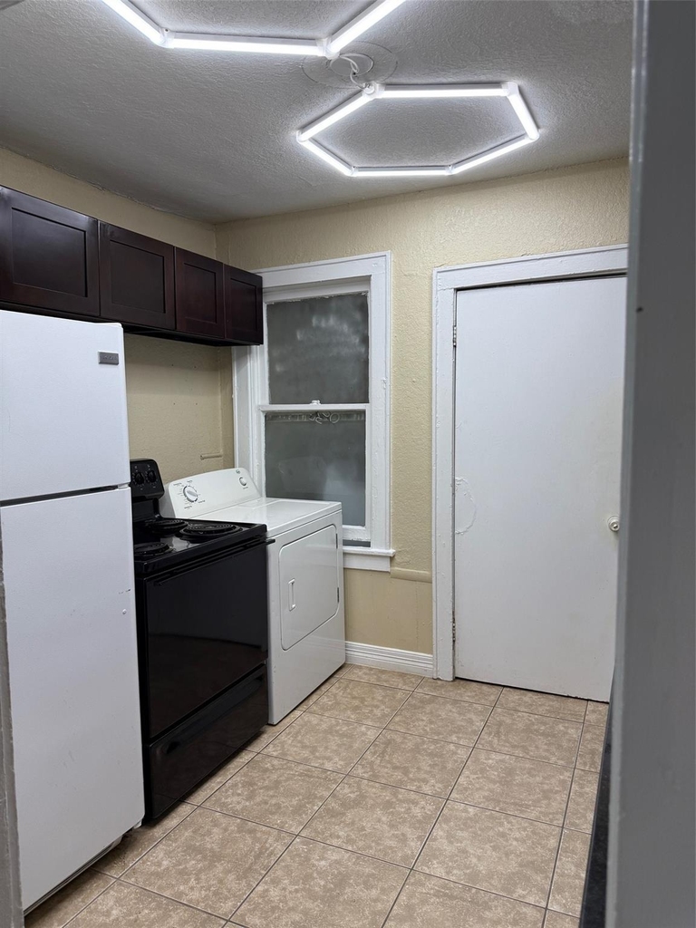 5106 Jackson Street - Photo 11