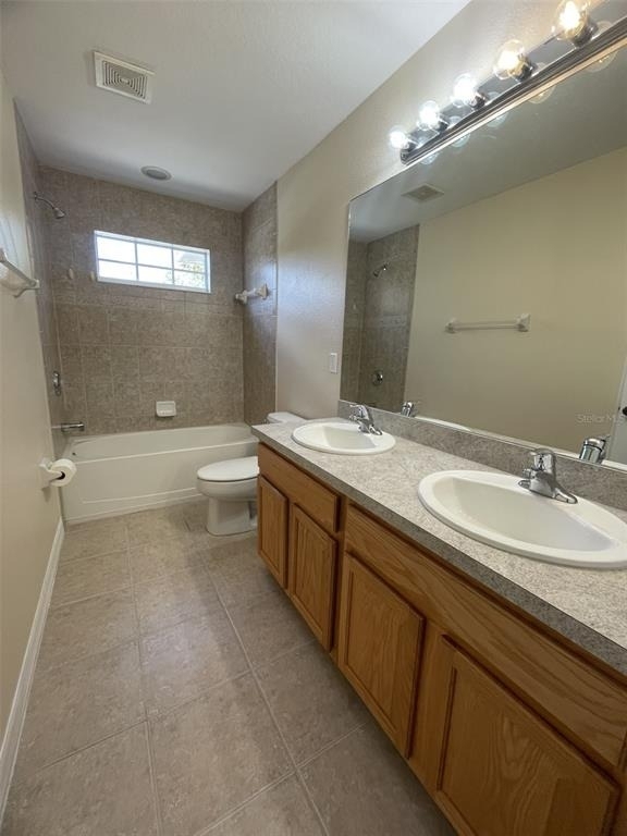 2827 Suncoast Lakes Boulevard - Photo 26