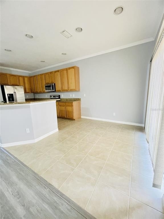 2827 Suncoast Lakes Boulevard - Photo 7
