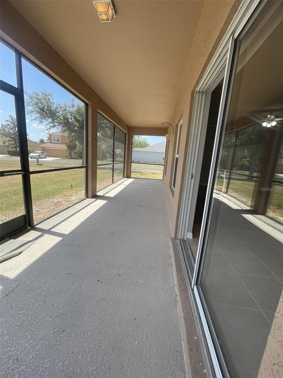 2827 Suncoast Lakes Boulevard - Photo 36