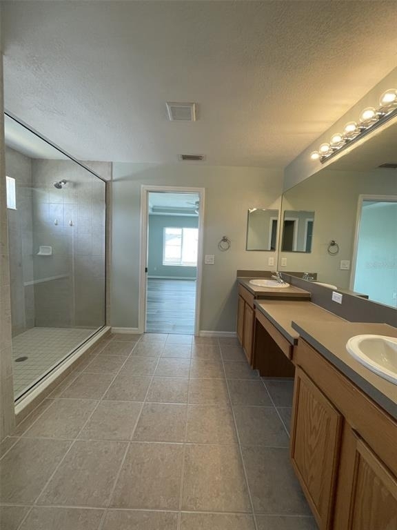 2827 Suncoast Lakes Boulevard - Photo 16