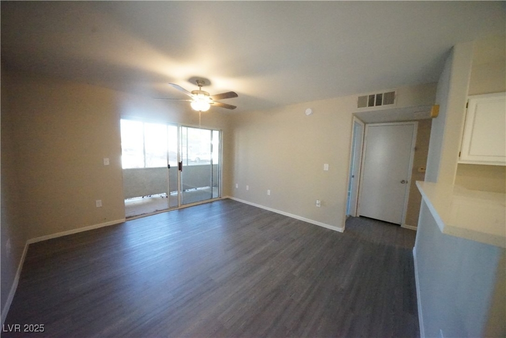 5710 E Tropicana Avenue - Photo 8