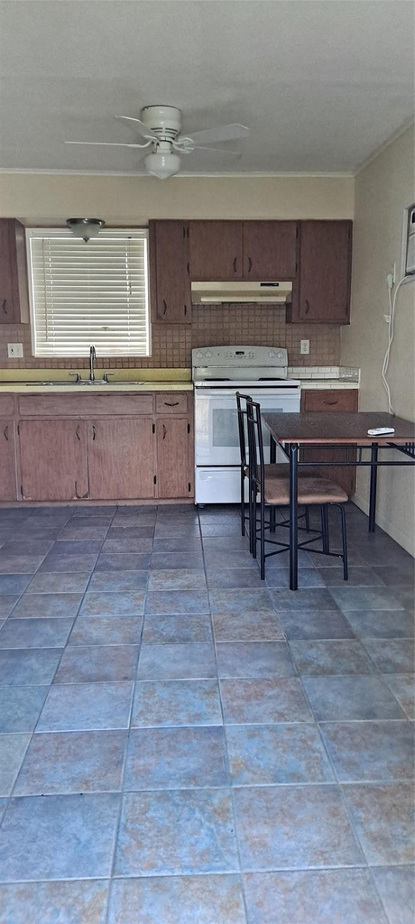 1118 Us Highway 441 - Photo 2