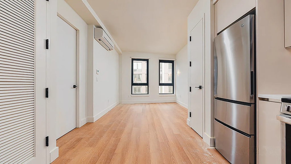 130 Hope Street - Photo 1