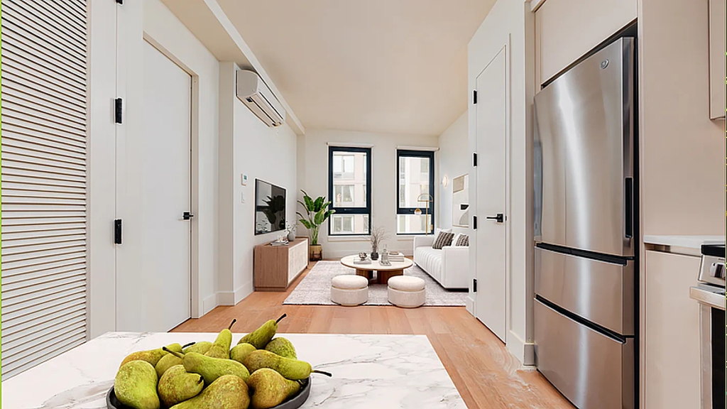 130 Hope Street - Photo 2