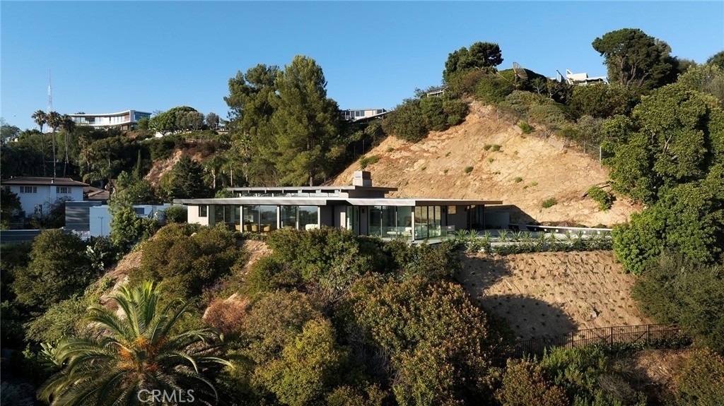 9015 Alto Cedro Drive - Photo 4