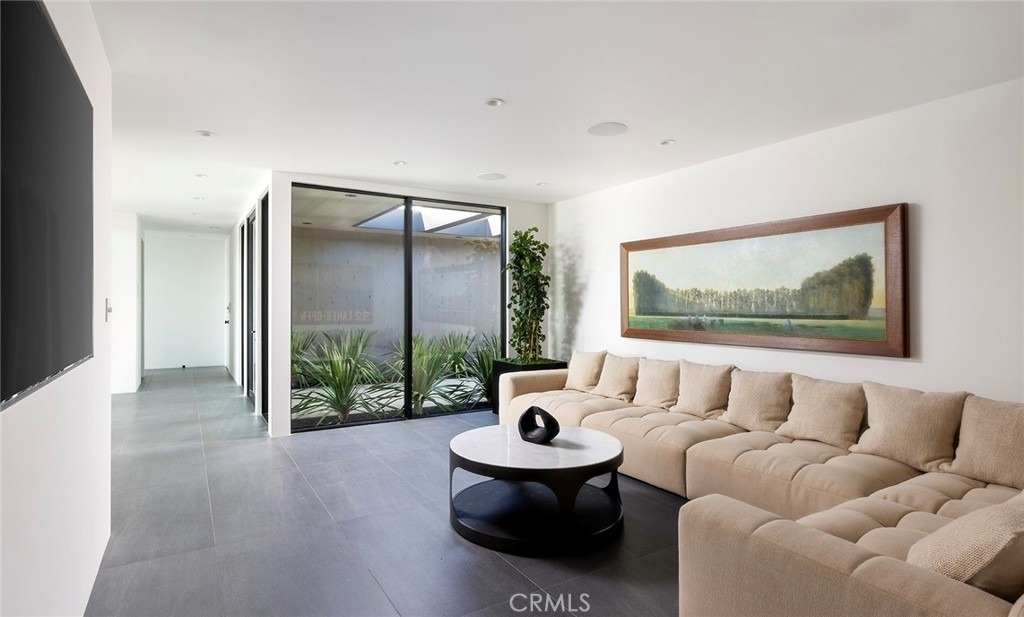 9015 Alto Cedro Drive - Photo 21
